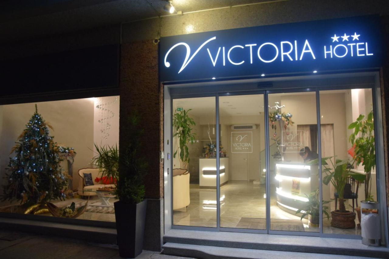 Hotel Victoria Cuneo Exterior foto