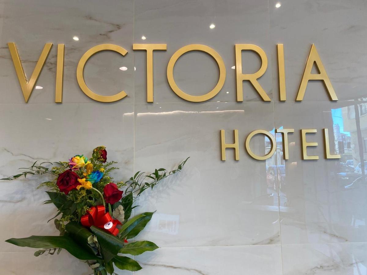 Hotel Victoria Cuneo Exterior foto