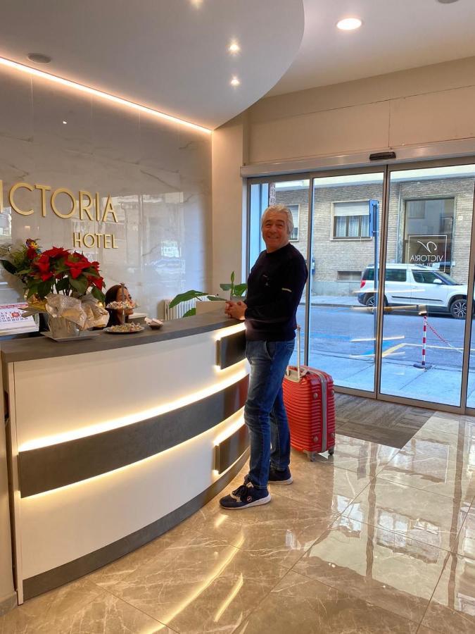 Hotel Victoria Cuneo Exterior foto